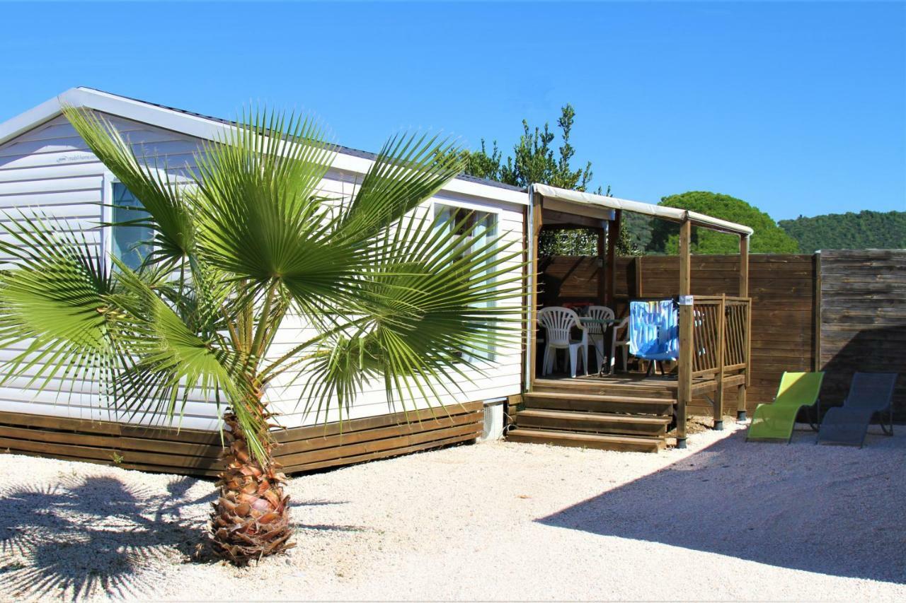 La Pinede Camping Гримо Экстерьер фото